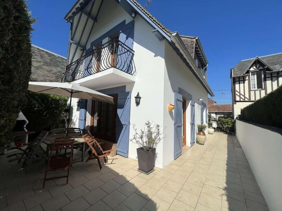 Holiday home Maison 6 Couchages, 200m Benerville-sur-Mer